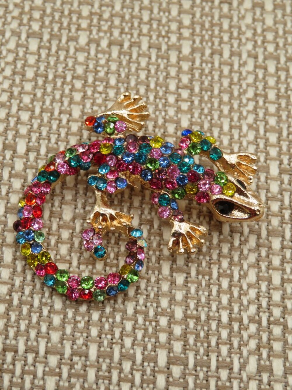Multicolor Rhinestone Lizard Brooch - Picture 4 of 6